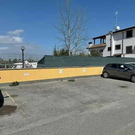 Attico Belvedere - Metro C E Posto Auto Apartamento *