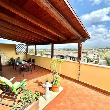 Apartamento Attico Belvedere - Metro C E Posto Auto *