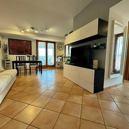 Attico Belvedere - Metro C E Posto Auto Apartment Rom