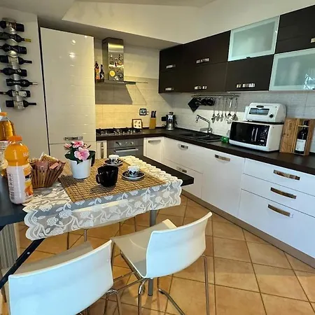 Attico Belvedere - Metro C E Posto Auto * Rom